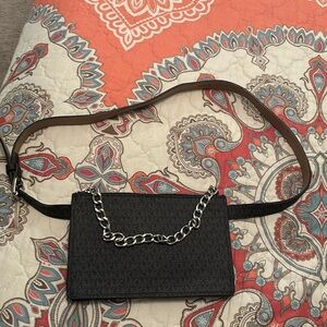 Michael Kors MK Fanny Pack Belt With Pull Chain, Black/Grey, LARGE